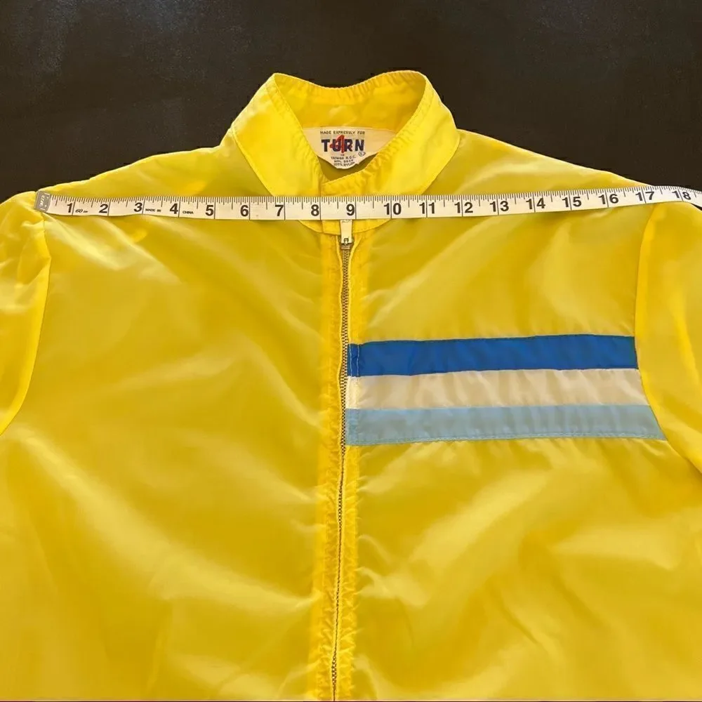 VINTAGE 1960’s Yellow Bright Vintage Windbreaker Size  Large